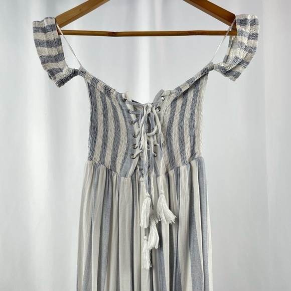 Skylar + Madison Wide Leg Stripe Off the Shoulder Jumpsuit in White Blue Size XS - Picture 5 of 10